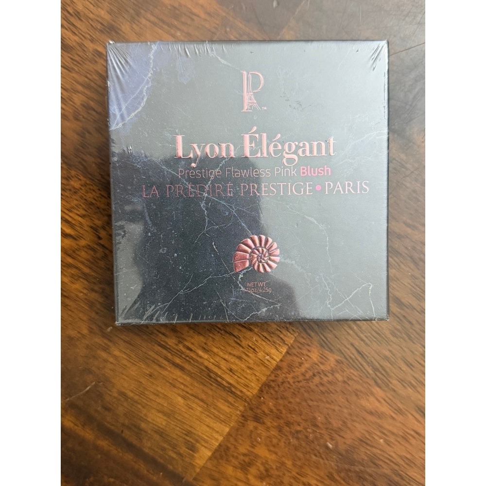 La Predire Prestige Paris‎ Lyon Elegant Prestige Flawless Pink Blush 4.25g New